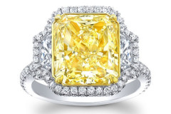 Fancy-Yellow-Diamond-Ring