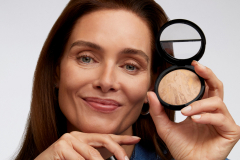 LauraGeller_900NMichiganShops_HeroBrandImage_05