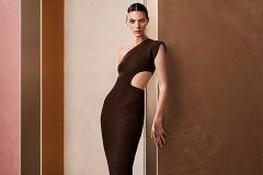 MM-SS25-ADV-1X1-NO-LOGO-IMAGE-A